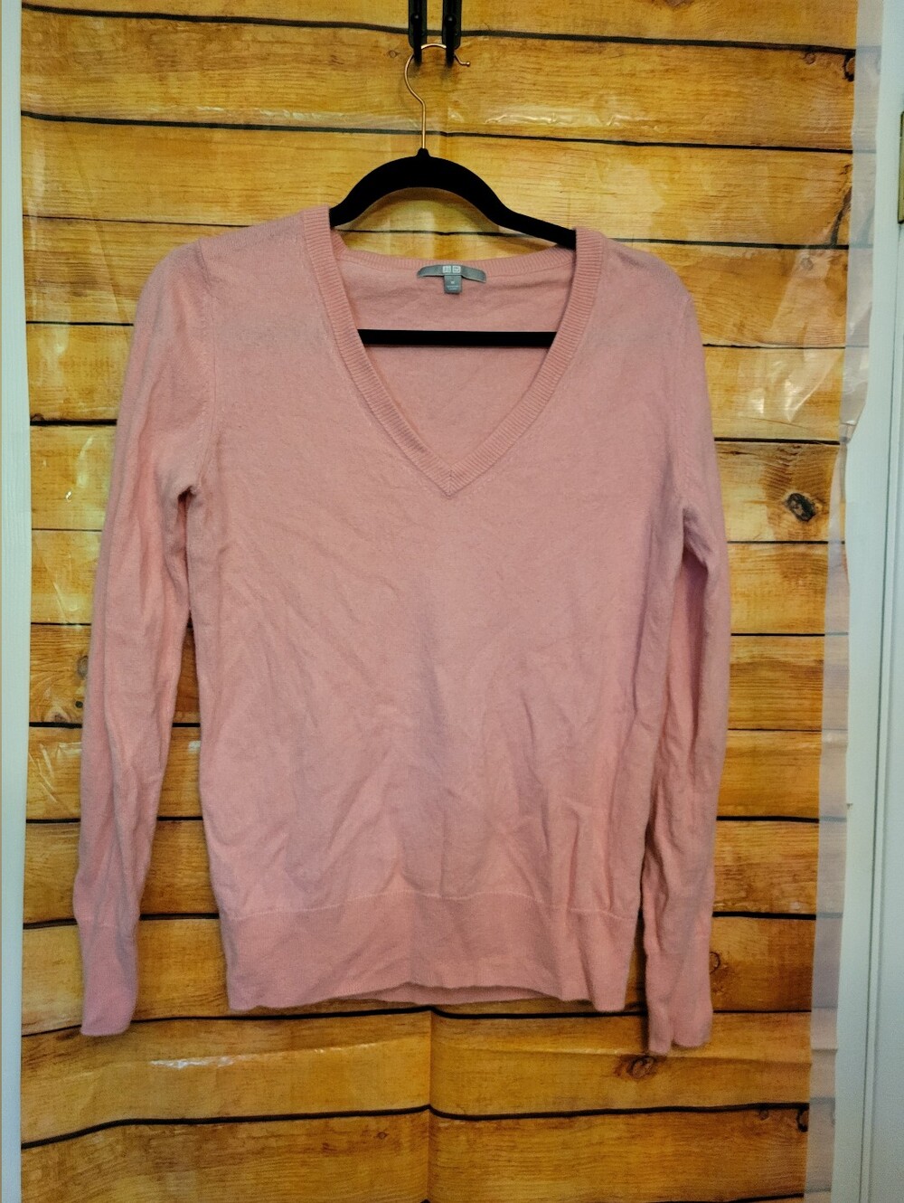 Women's V-Neck Pink Cashmear Sweater M